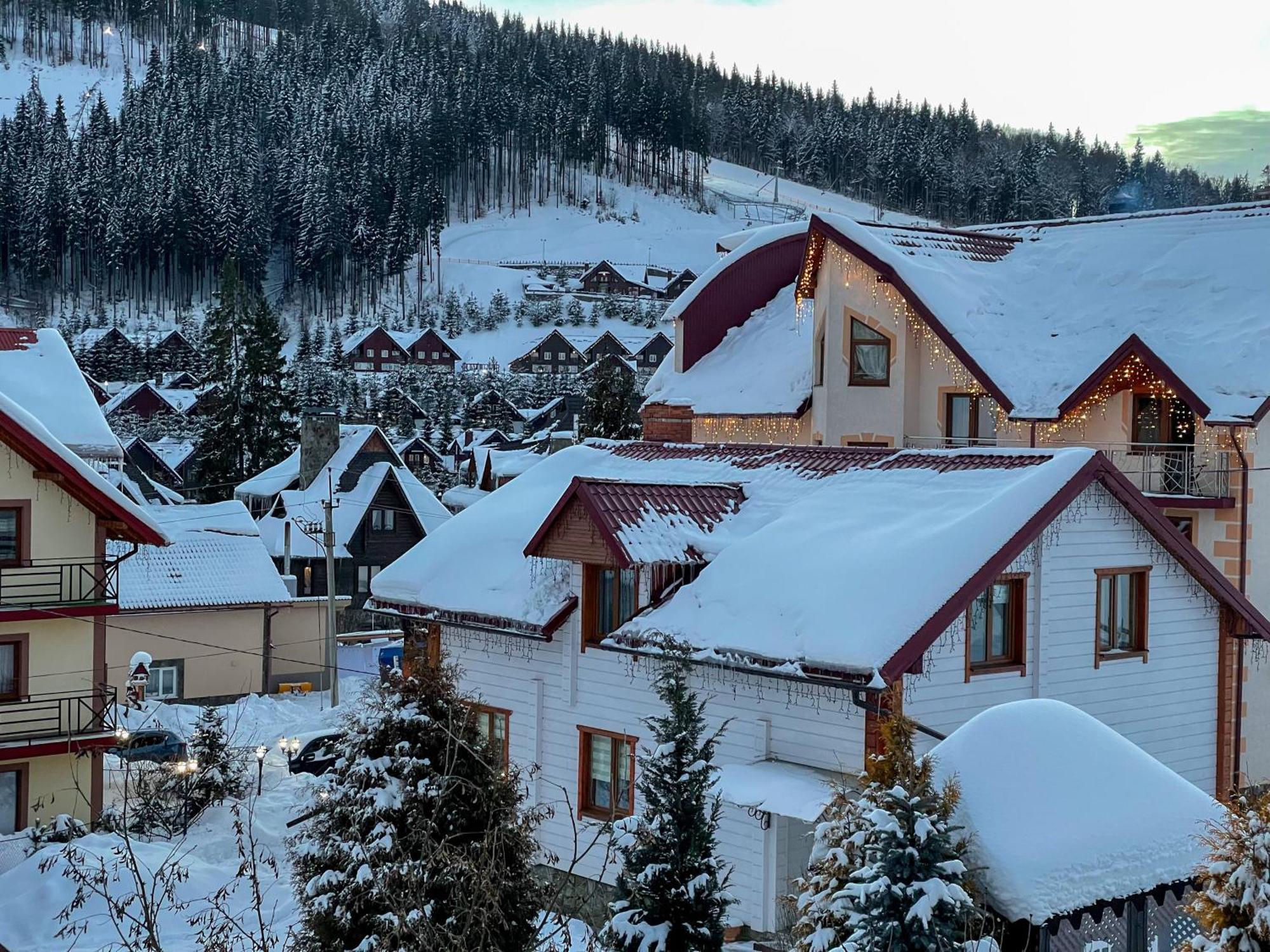 Sadyba U Halyny Sunrise Bukovel Exterior foto
