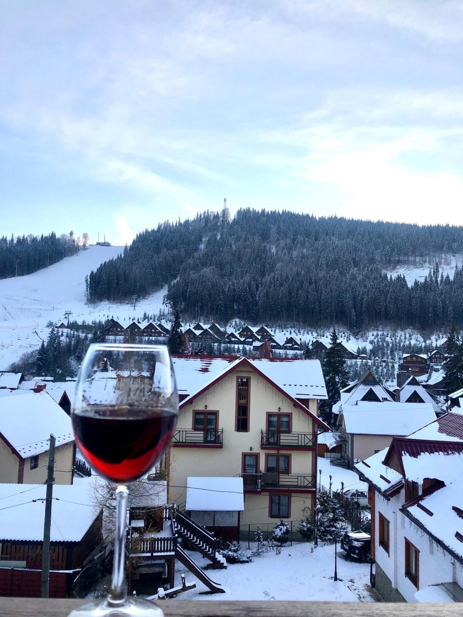 Sadyba U Halyny Sunrise Bukovel Exterior foto